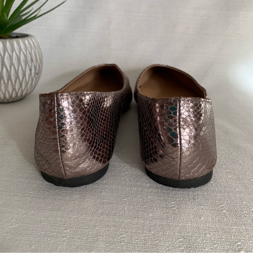 Lane Bryant Snake Texture Pewter Metallic Pointed Toe Flats Woman’s 10W - Picture 10 of 12